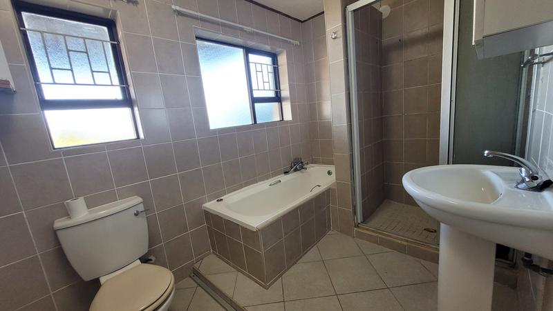 3 Bedroom Property for Sale in Dana Bay Western Cape